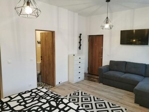 Interior - Welcoming 1-bedroom studio in Petroșani for a relaxing stay (Petroșani)
