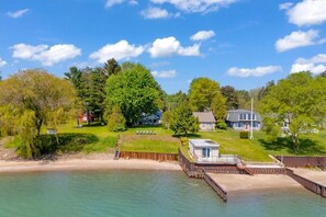 Exterior - Bunkin` on the Bay! Beautiful sunrises, sleeps 20! (Lexington)