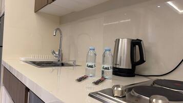 Apartment, 1 Bedroom, Accessible, Smoking | Interior