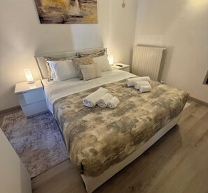 1 chambre, fer et planche à repasser, Wi-Fi, draps fournis
