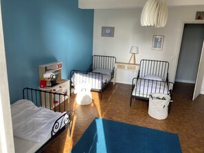 Iron/ironing board, Internet, bed sheets - Vrbo Property (Saint-Félix-Lauragais)