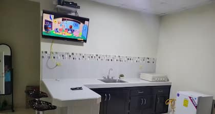 Shop-Hospital-Fit6people