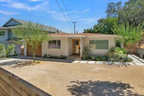 Exterior - Walk on the Westside - Stroll to Downtown (Paso Robles)