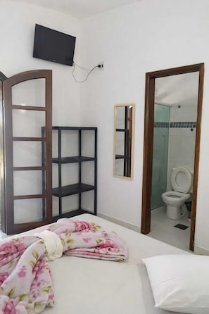 16 Schlafzimmer, WLAN, Bettwäsche