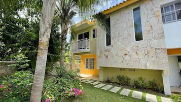 Condo, 2 Bedrooms, Balcony | Exterior