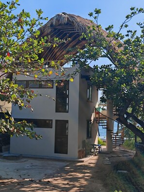 Exterior - Maité Beachfront Suites-2 El Zonte 
Best Beach & Quietest Area (El Zonte)