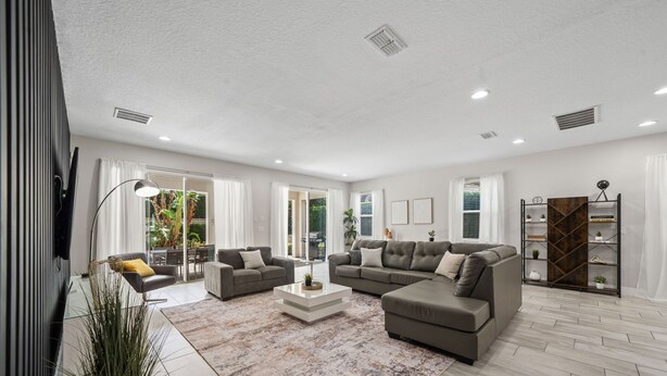 Interior - 9Br Spacious Villa With Private Pool Close Disney (Kissimmee)