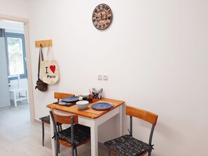 Dining - Bright town house (Parikia)