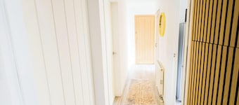 Flat near Ninewells Hospital in a supremely quiet area.