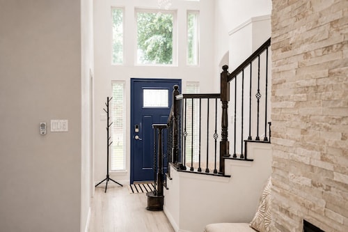 Plano Luxury Retreat · Hot Tub · Theater · Game Room Dallas/Frisco Sleeps 8