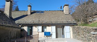 Les Lilas Apartment (2–4 people)