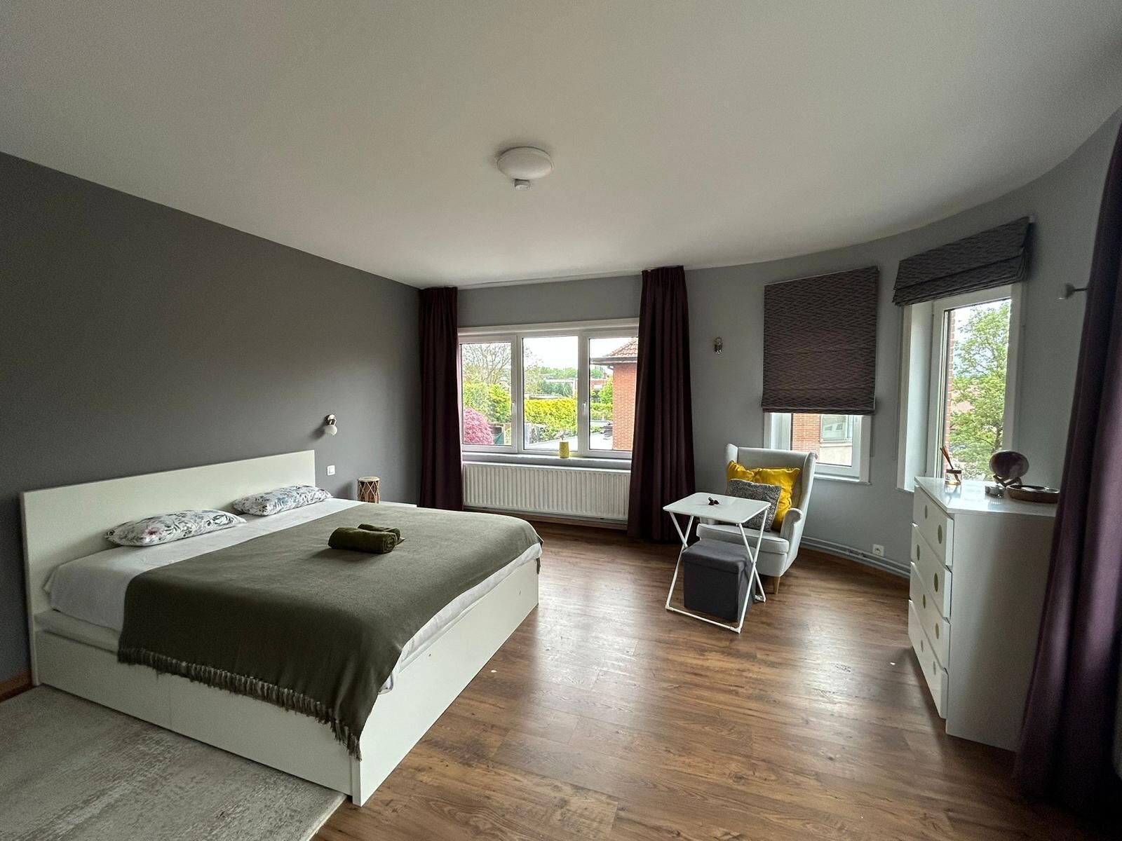 3 Schlafzimmer, Schreibtisch, Bügeleisen/Bügelbrett, kostenloses WLAN