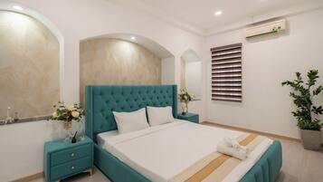 Luxury Villa, City View | Free WiFi