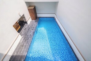 Una piscina techada