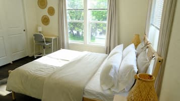 2 quartos, ferros/tábuas de passar roupa, Wi-Fi, roupa de cama