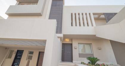 Amazing Villa townhouse