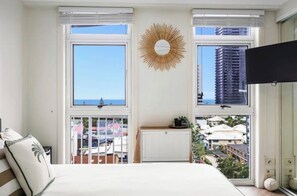 1 Schlafzimmer, Zimmersafe, Bügeleisen/Bügelbrett, Reisekinderbett