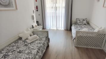 1 chambre, fer et planche Ă repasser, Wi-Fi, draps fournis