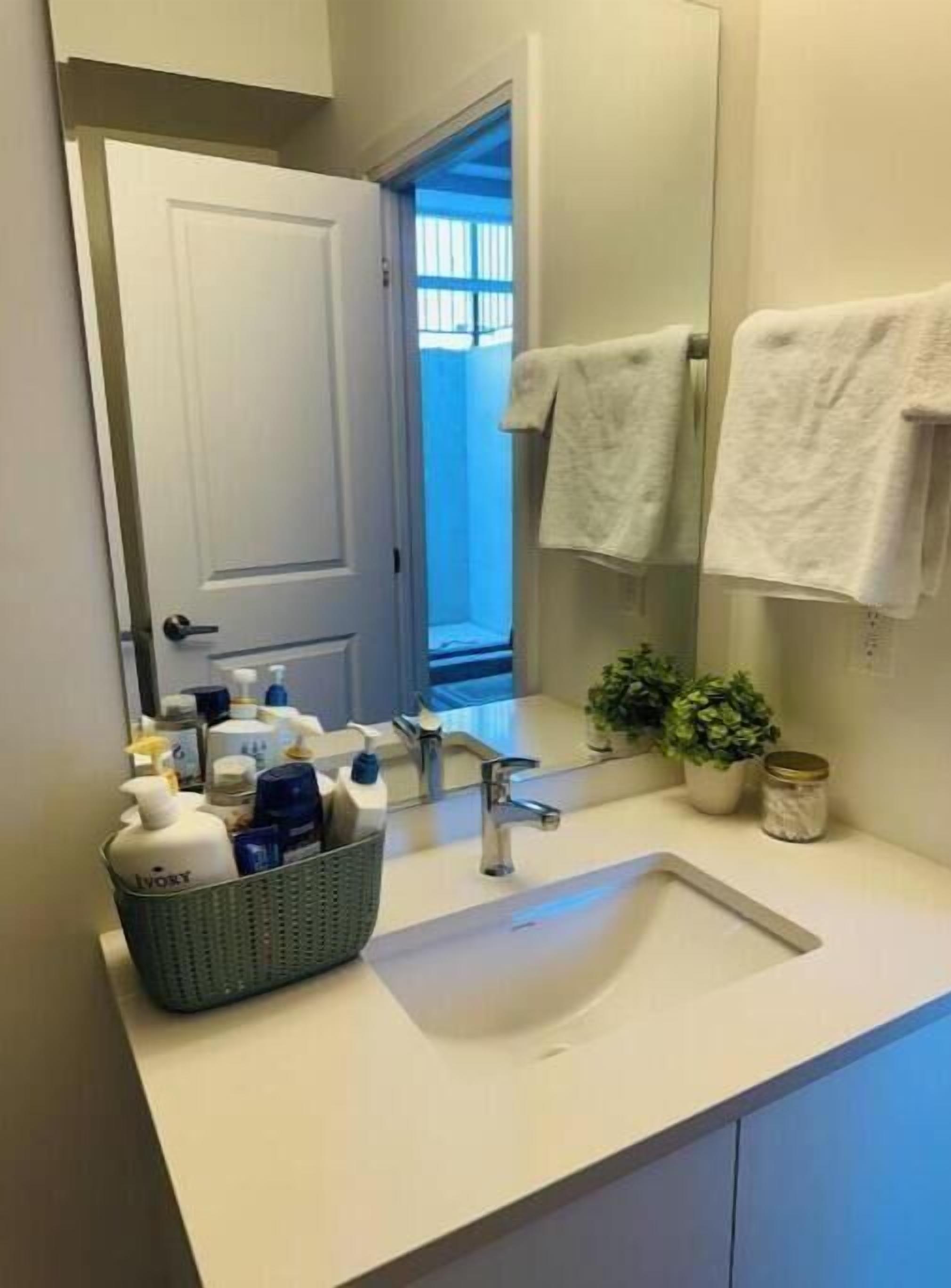 Shower, towels, soap, toilet paper
