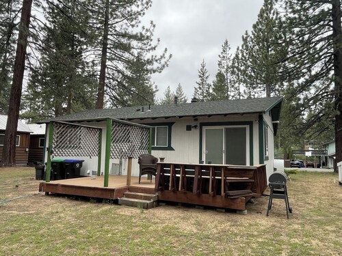 Terrific 2/1 House Next to the Bike Trail, Mini Golf, and The Hanger Beer Garden