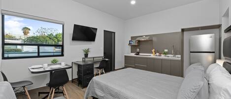 1 bedroom, iron/ironing board, internet, bed sheets