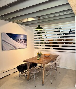 Dining - Perfect 3-bedroom apartment in delightful Vail for your getaway (Vail)