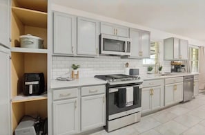 Private kitchen - Whole house near downtown Dallas & Fair Park (Dallas)