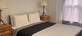 3-bedroom house near Medora ND and Glendive MT