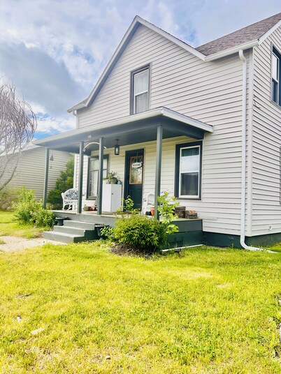 3-bedroom house near Medora ND and Glendive MT