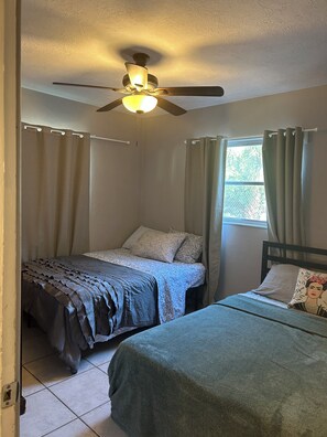 Room - Imagine 4 Bedroom Cottage By Siesta Key (Sarasota)