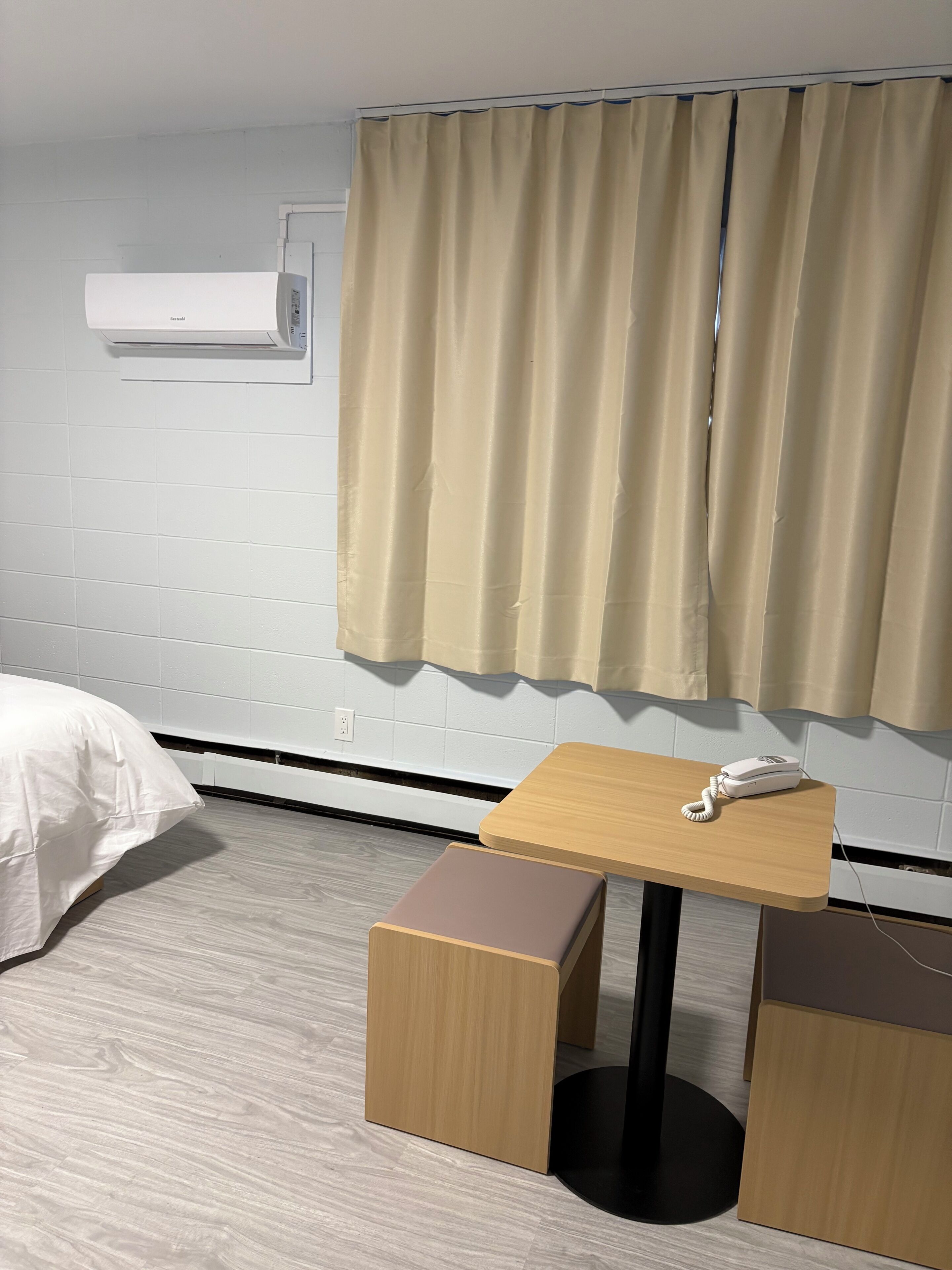 Wifi gratis y ropa de cama 