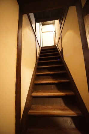 Interior - Modern Japanese-style house for rent! | 75 ㎡| 8 people|Kids room|Great access to Osaka Castle, Namba, Tsuruhashi, USJ|Convenient to Kyoto and Nara (大阪市東成区玉津１丁目)