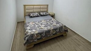 2 Schlafzimmer, Bügeleisen/Bügelbrett, Internetzugang, Bettwäsche