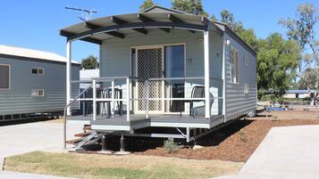 Cabin, Multiple Beds, Non Smoking, Kitchenette | Exterior