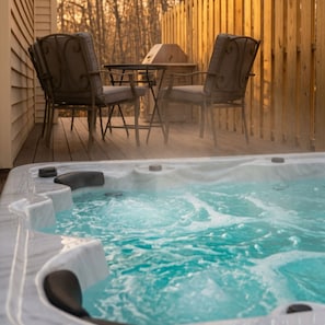 Bain à remous extérieur