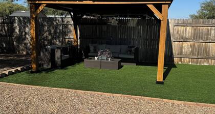 Beautiful 2-bedroom house with AC in pleasant Benson