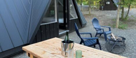 Chalet rustique luxueux | Restauration en plein air