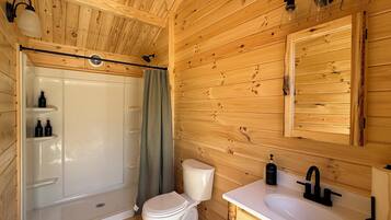 Shower, soap, shampoo, toilet paper