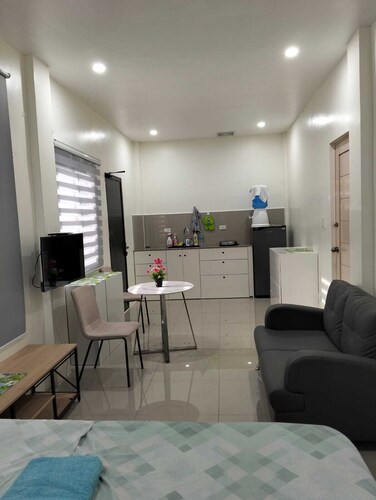 Studio room Balabagon