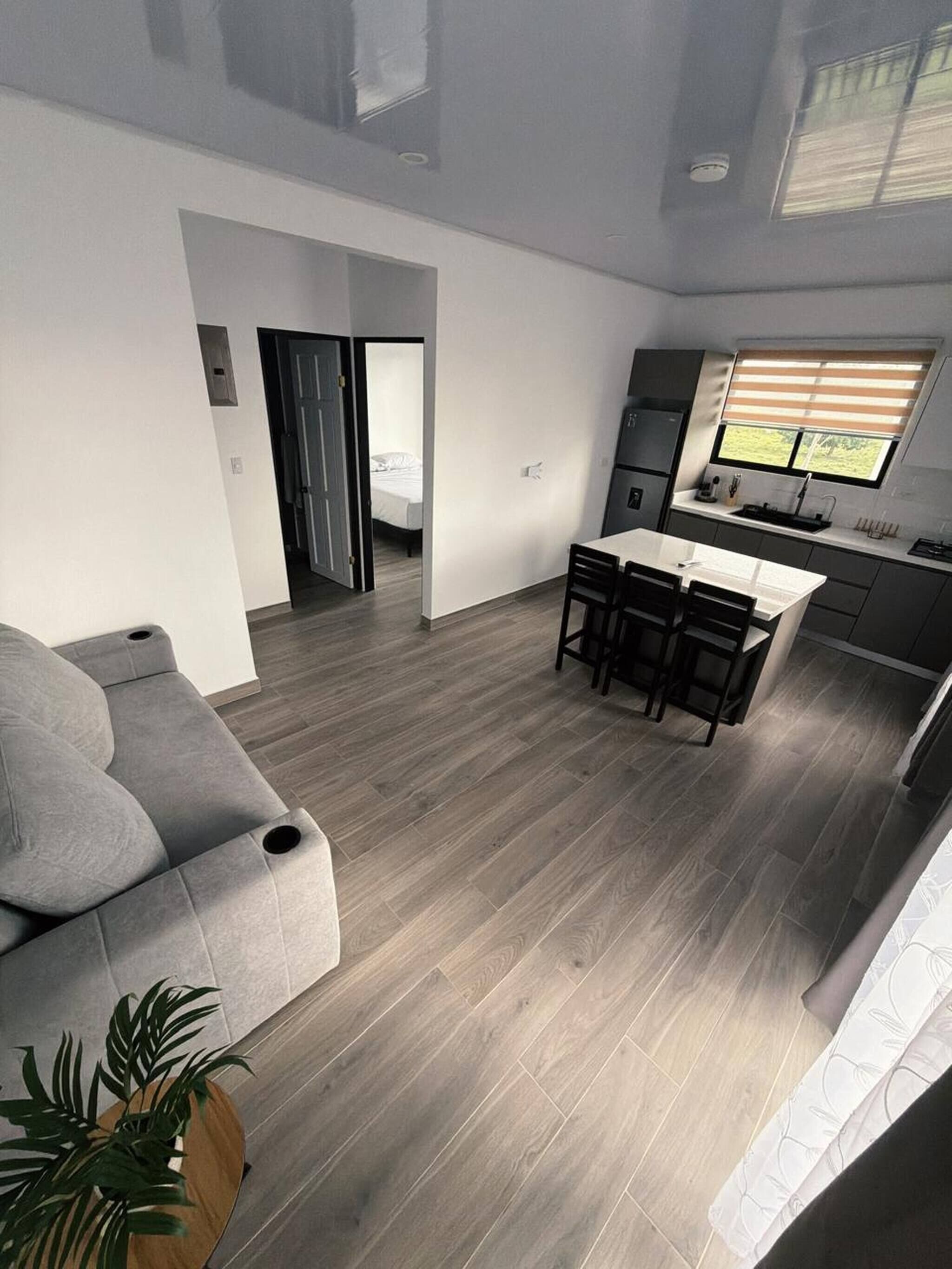 Appartement, 2 chambres, balcon | Coin séjour