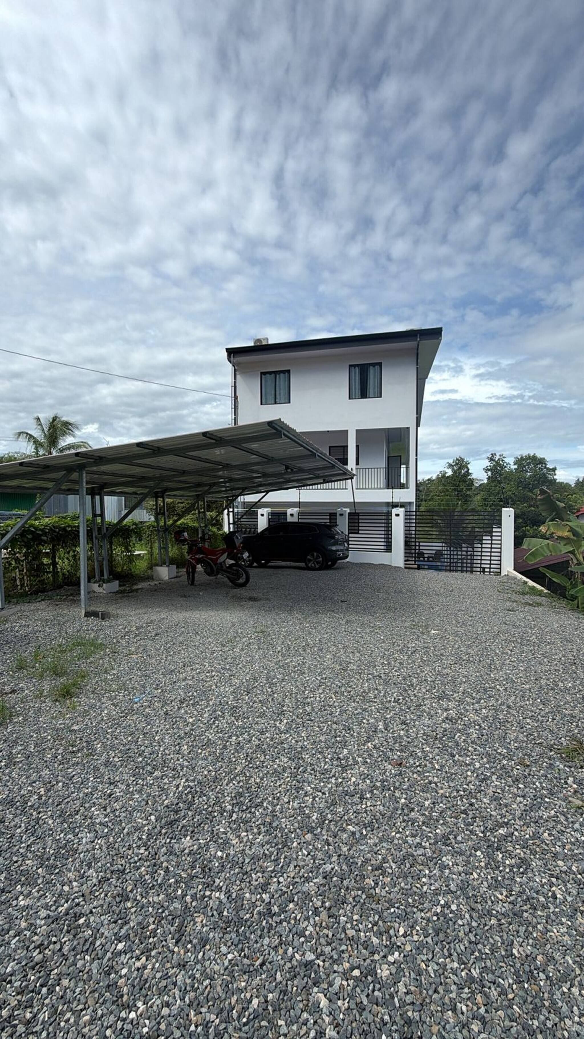 อพาร์ทเมนท์, 2 ห้องนอน, ระเบียง | บริเวณภายนอก