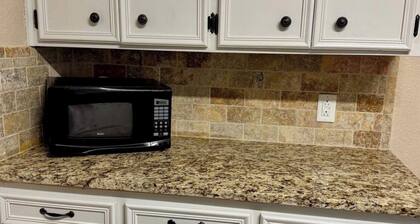 3-bedroom house in gorgeous Abilene with cool AC breeze