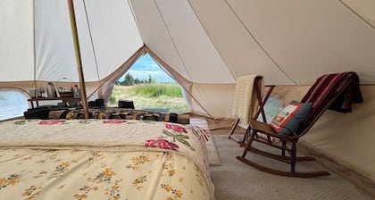 Awesome 1-bedroom campground in charming Vashon for nature lovers