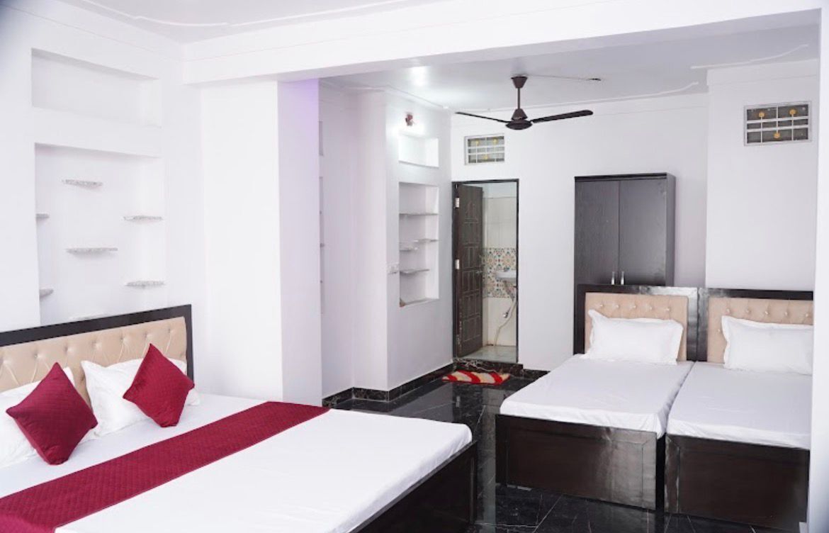 Family Room | Free WiFi