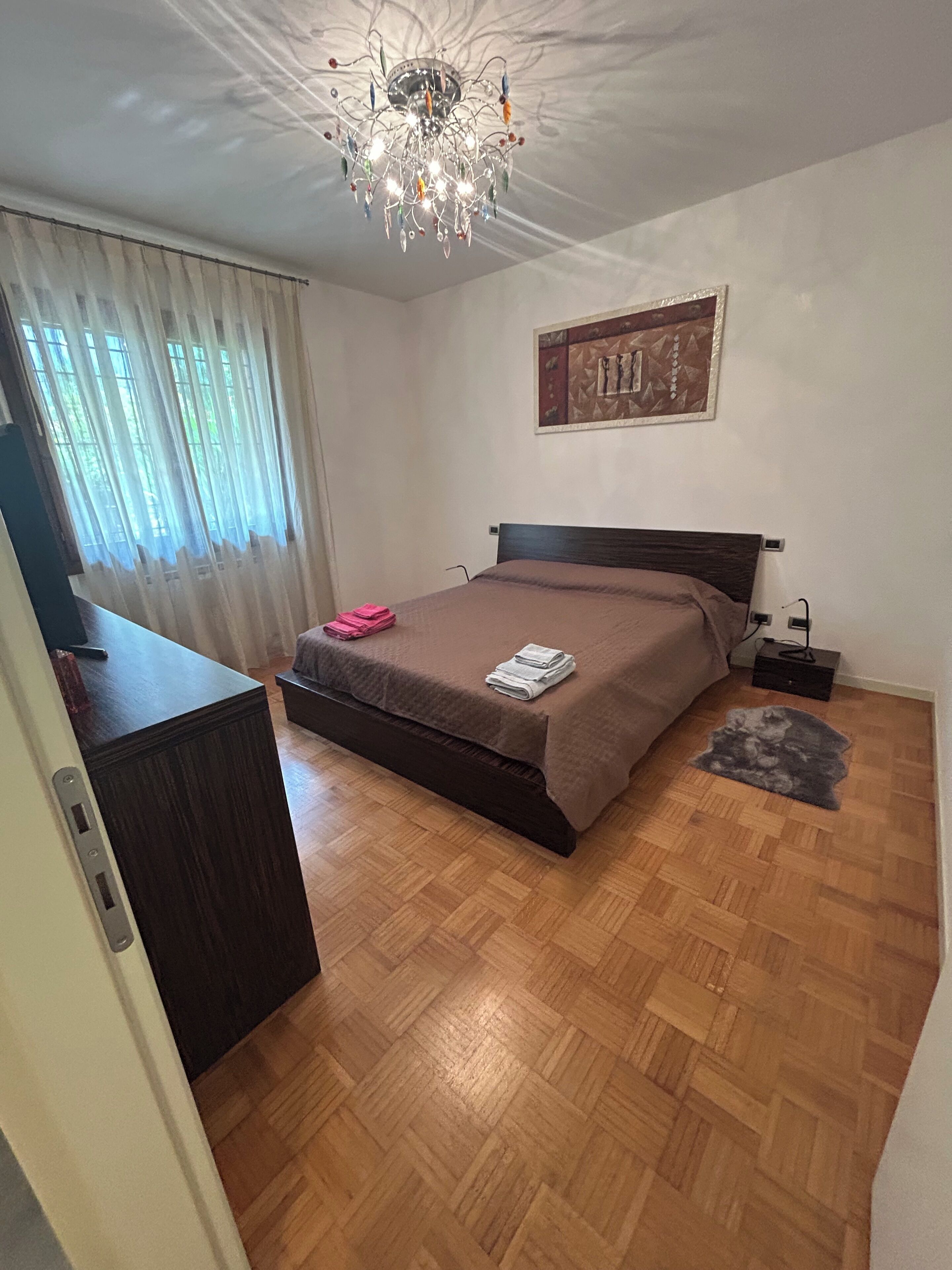 2 camere, ferro/asse da stiro, Wi-Fi, lenzuola