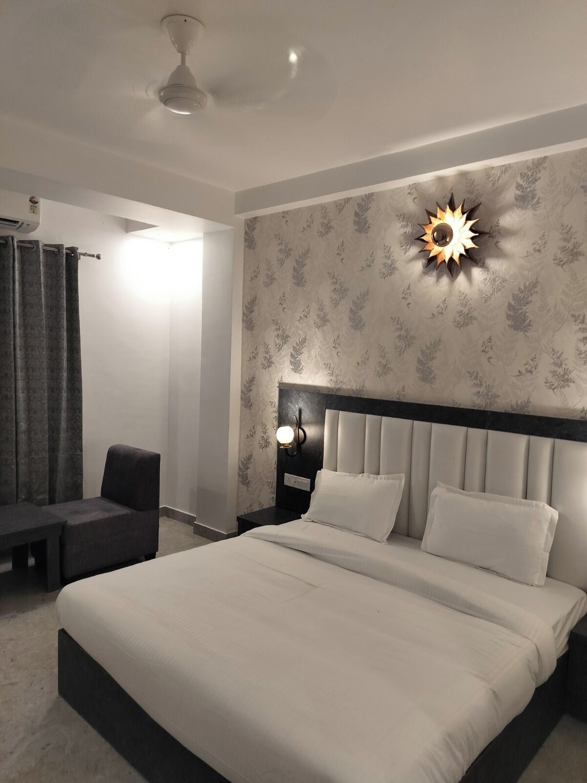 Habitación, 1 cama doble | Tabla de planchar con plancha