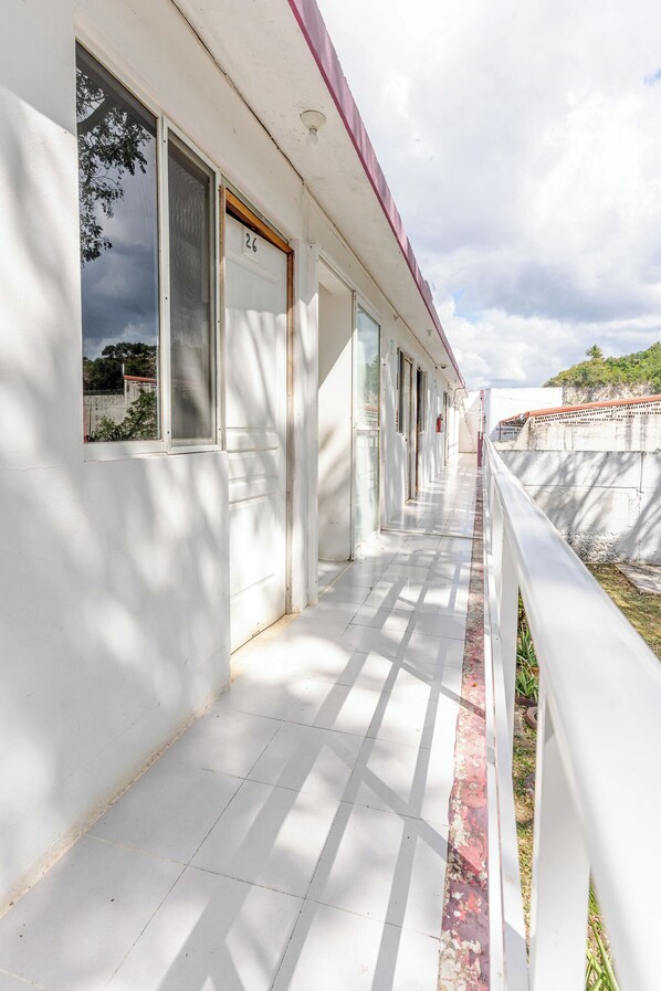 Double Room | Exterior detail - JOSE ALVARO ESPINOSA BLANQUET (Campeche)