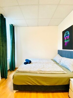 Iron/ironing board - Private Room Long Stay Near Station (Wien)