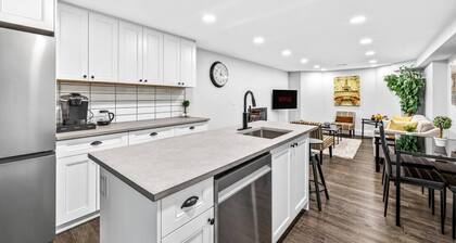 Charming 2BR Getaway| Near Fort Langley| Fast WiFi