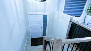 House, 3 Bedrooms, Accessible, Balcony | Interior